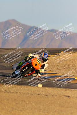 media/Dec-16-2023-CVMA (Sat) [[bb38a358a2]]/Race 13 Amateur Supersport Middleweight/